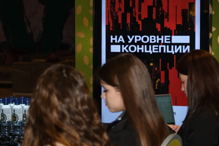 печать баннера в нск сколько стоит